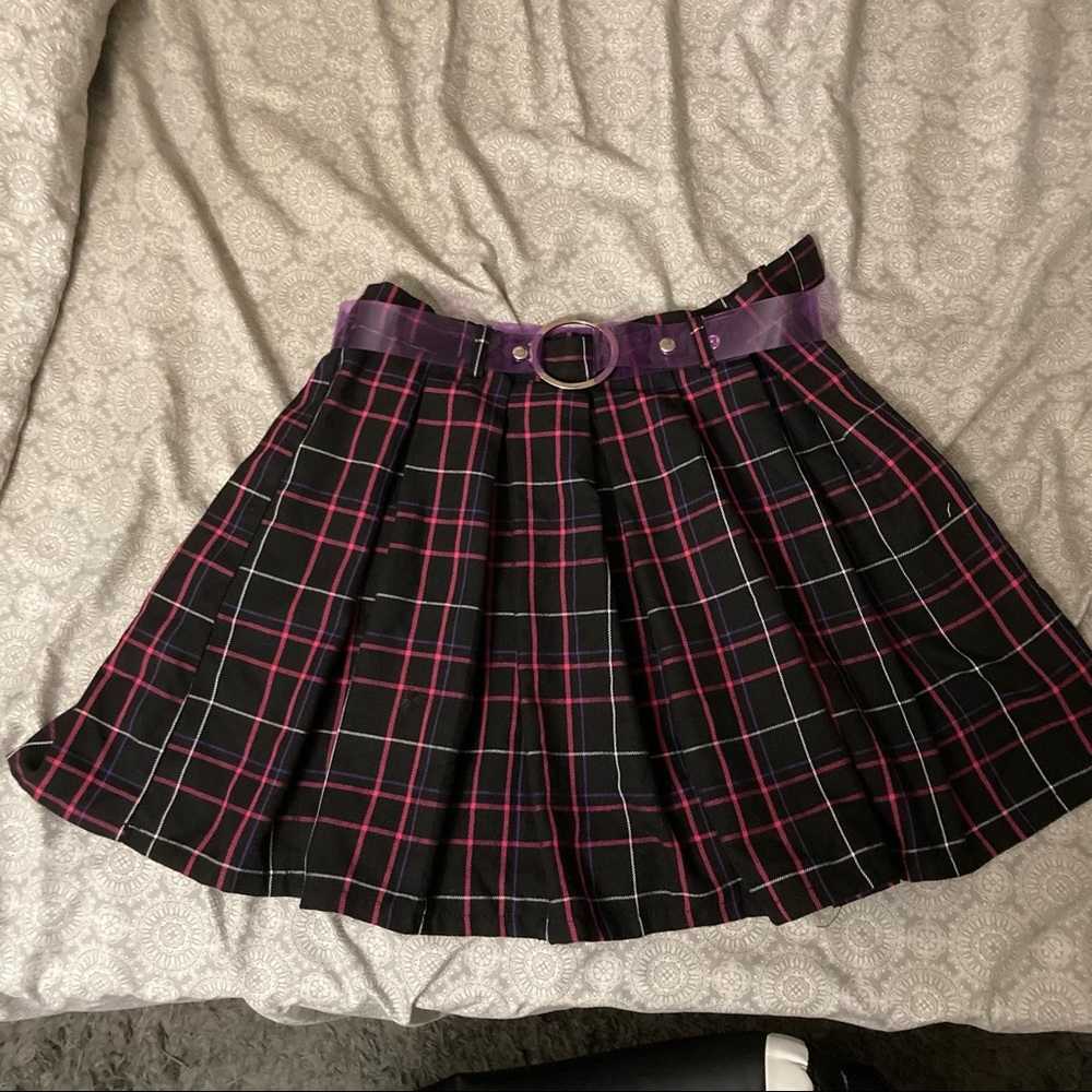 HOT TOPIC PLAID SKIRT